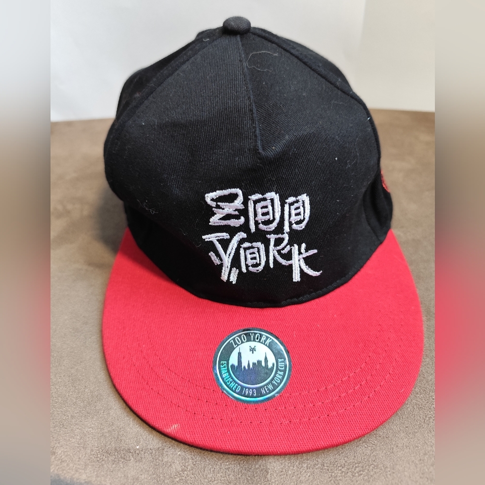 4/$50⭐️Zoo York 2-Tone Script Flat Brim Snapback Cap Hat